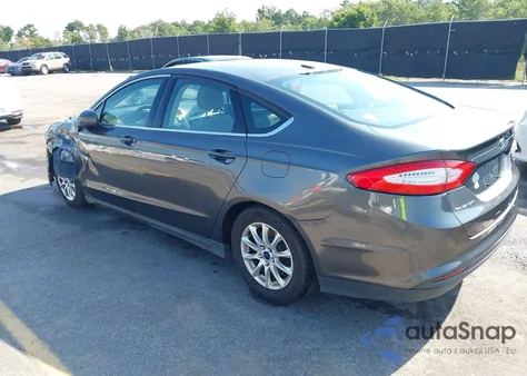 2015 Ford Fusion S z USA, uszkodzony, nr VIN 3FA6P0G79FR287586